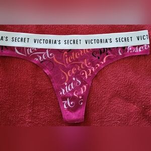 Victoria's Secret Hot Pink thong panty size Medium - New w/o tags